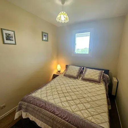 2 Pieces Avec Piscine A 5 Min De La De Pontaillac, Parking Residentiel, Balcon Ferme - Fr-1-550-81