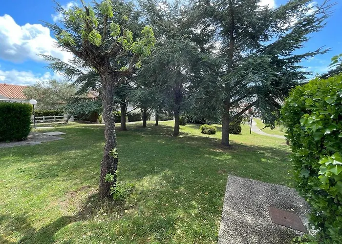 2 Pieces Avec Piscine A 5 Min De La De Pontaillac, Parking Residentiel, Balcon Ferme - Fr-1-550-81 * Vaux-sur-Mer